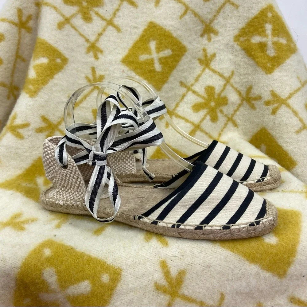 Soludos classic striped espadrille ankle wrap shoe. Size 7